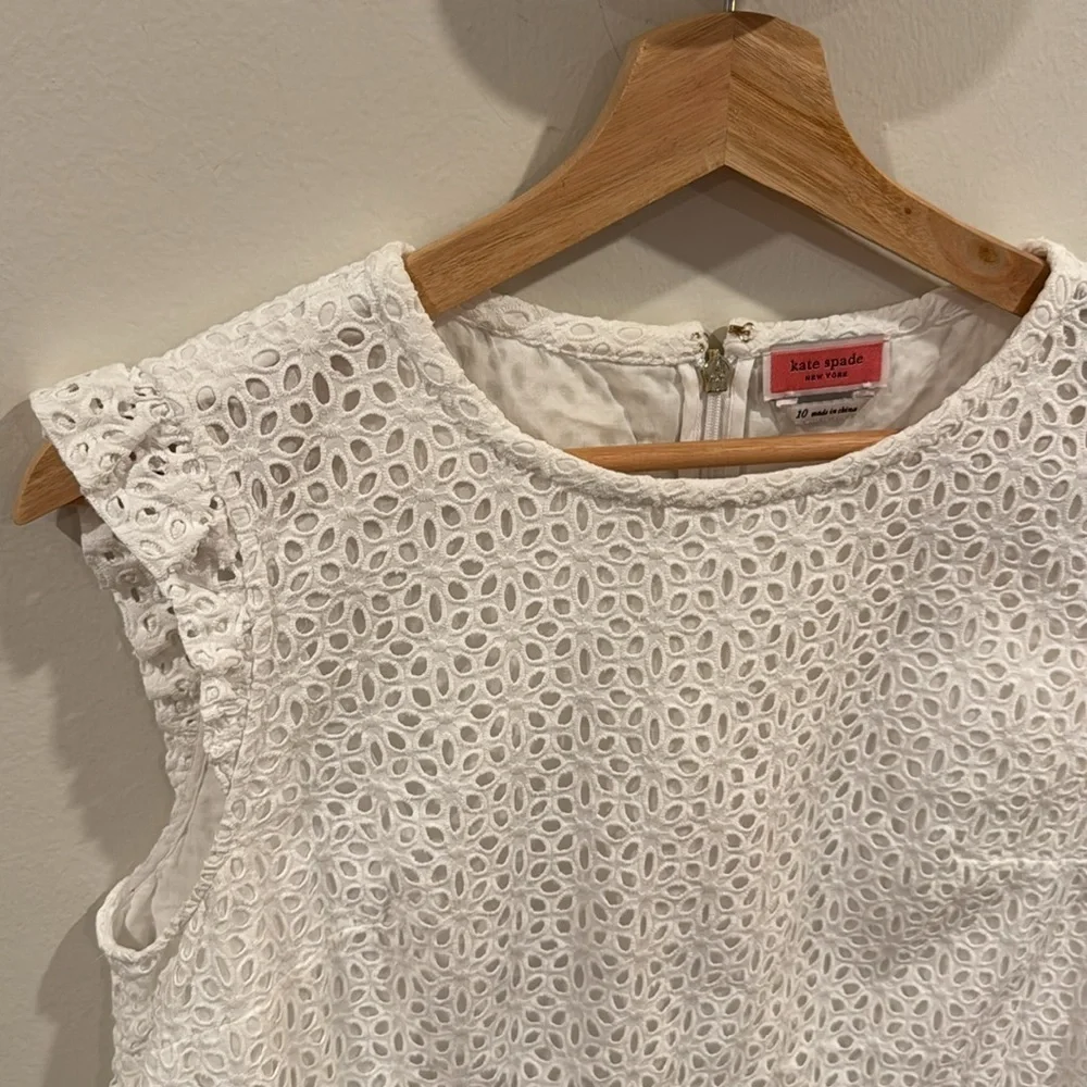 Kate Spade Women’s Eyelet Flounce Top White 100% Cotton Sleeveless Size 10